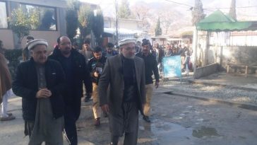 On the direction of the DC Swat, the Assistant Commissioner Babuzai visited Saidu Hospital on 13/01/