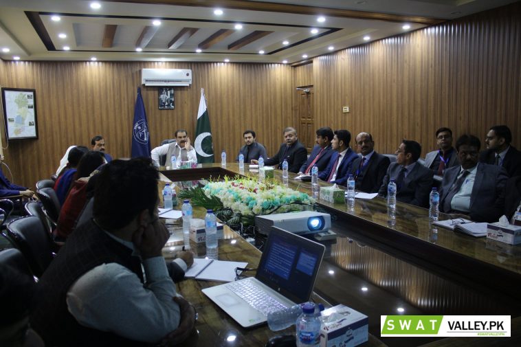 Deputy Commissioner Swat, Saqib Raza Aslam is briefing the participants of 28th Mid-Career Managemen