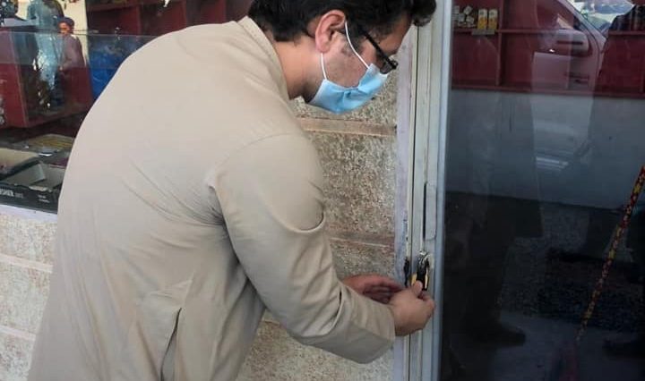 ڈی سی سوات ثاقب رضا اسلم کی ہدایات پر سوات بھر میں ایس او پیز کی خلاف ورزی کرنے والوں کے خلاف کاروائ
