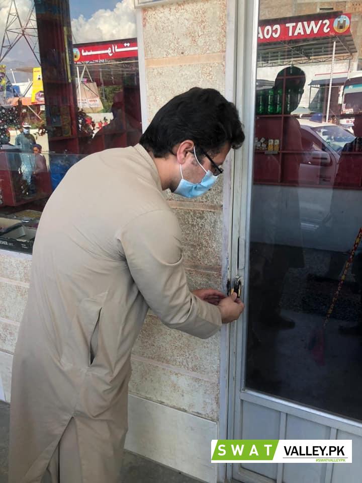 ڈی سی سوات ثاقب رضا اسلم کی ہدایات پر سوات بھر میں ایس او پیز کی خلاف ورزی کرنے والوں کے خلاف کاروائ