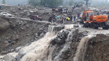 Clearance of NHA Main Road Kalam (N-95) at Pishmal in progress...