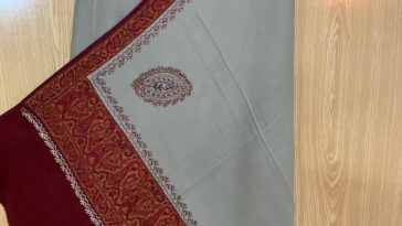 Swati Salampuri pashmina shawl. Made of premium quality pashmina. Embroidered wi