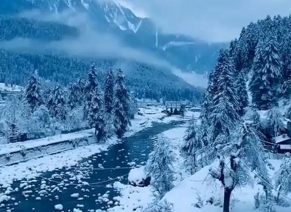 No words. Just feel it.
Kalam, Swat Valley.
.
.
.
Follow :
.
.
.
