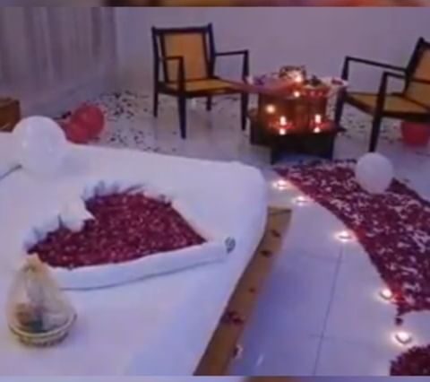 Luxury Honeymooner service for Swat trip.
الحمدللہ،  فیملی ٹرپ کیلئے سب سے قابل