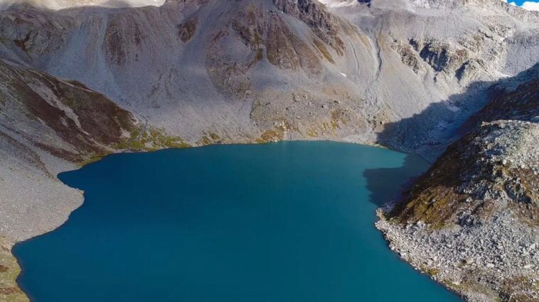 MASTEJ LAKE at 3825 m TREK TOUR 2022Nestled in between gigantic mountains and