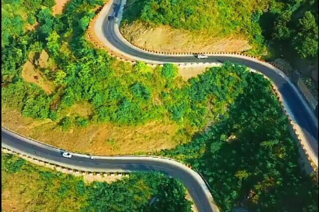 Beautiful Malam Jabba roadSwat valley - KPK.
.
.
.