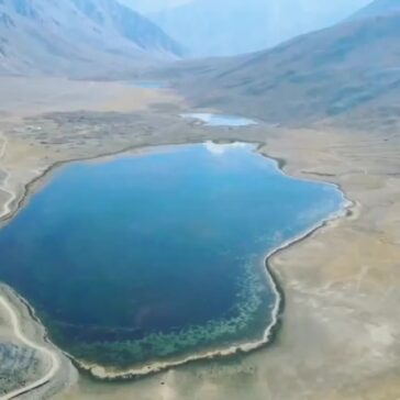 This place
The Shandur Lake
is a place that attracts you
If you visit it once
t