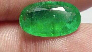 beautiful emerald from swat mine Pakistan  available for sale in good price.
We