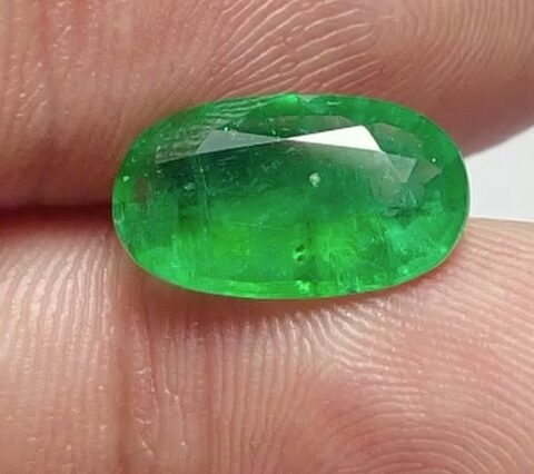 beautiful emerald from swat mine Pakistan  available for sale in good price.
We