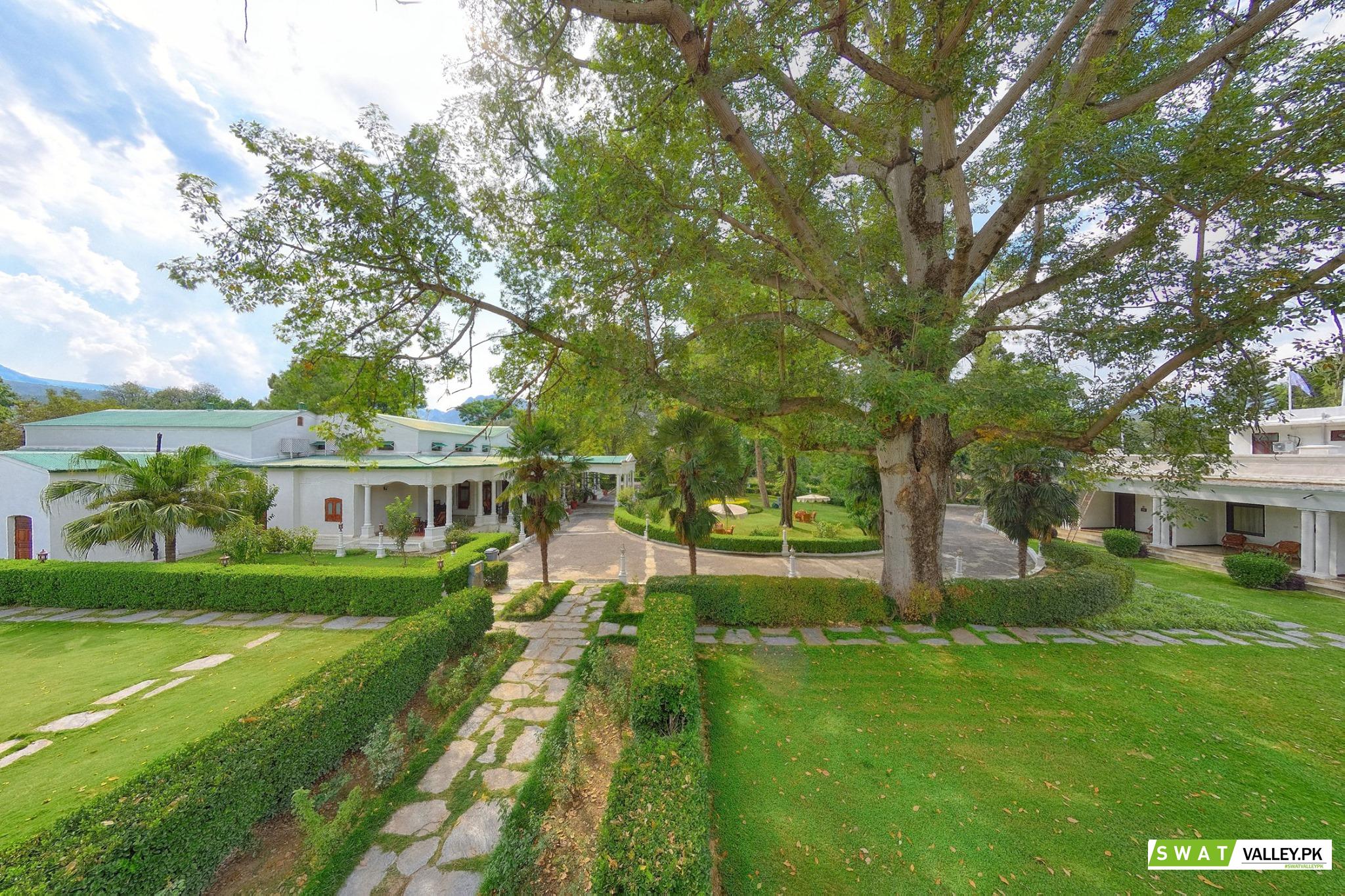 Swat Sareena Hotel